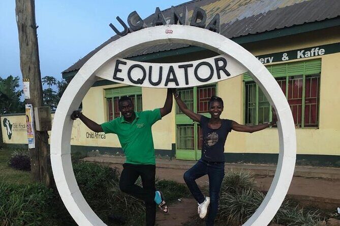 07-Days Murchison Falls, Queen Elizabeth & Gorillas Safari - Day 6: Bwindi gorilla trekking, then Lake Bunyonyi canoe or Batwa culture