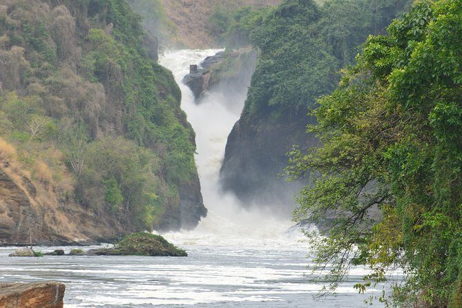 2 days Murchison Falls and Wildlife Game Viewing - Getting From Kampala: Pickup at 5:30 and a 6:00 am Start