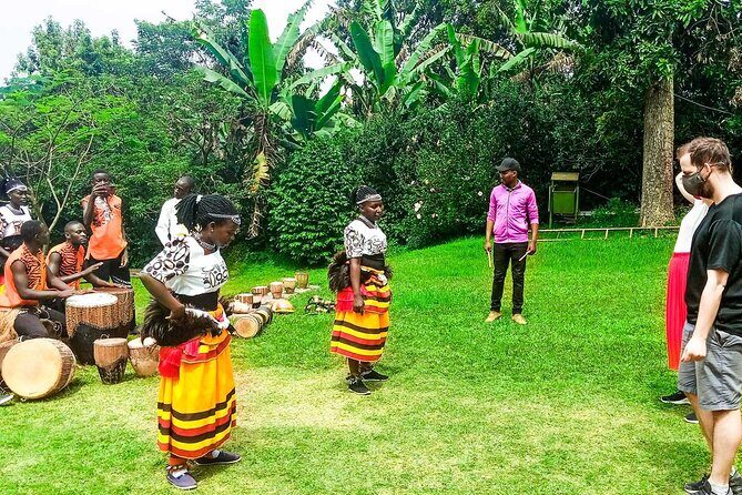 7 Days Fort Portal Culture Tour Western Uganda - Tooro Kingdom visits and royal tombs: learning local power and tradition