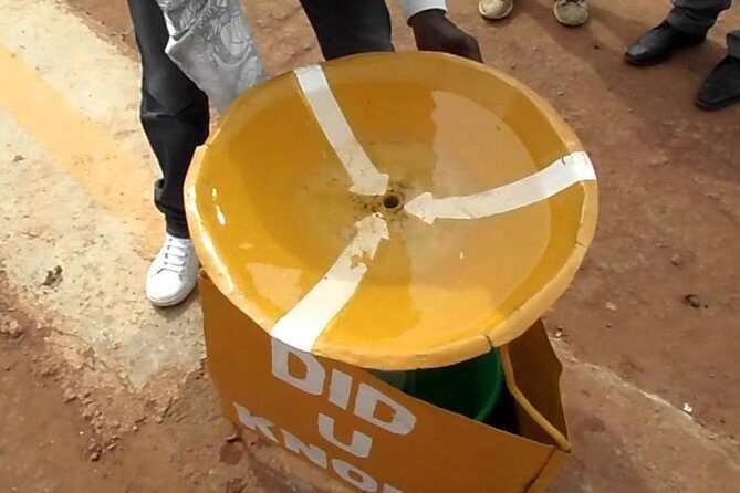 A Tour To Uganda Equator - Lunch On Site and Free Time for Local Stalls
