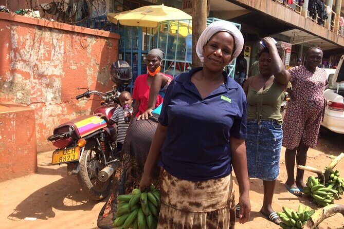 Equator Tour (Airpals Safaris tour) - A 10:00 am Kampala break that still fits your day