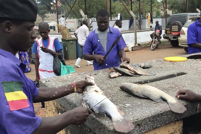 Fishing Village Food Tour & Luwombo Stop - The luwombo lunch: the main event you shouldn’t rush