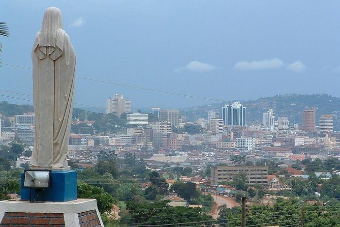 Free Female Guided Walking Tours Kampala (3 Hours) - Where the walk starts: Cariboo Restaurant on Speke Rd