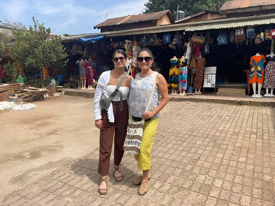 Kampala: City Guided walking sightseeing Tour - Meet at Kitenji Uganda Safaris and Tours: getting your bearings