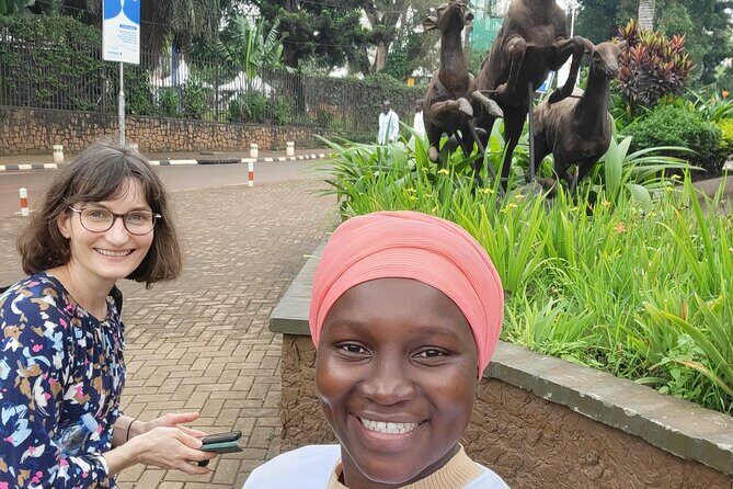 Kampala guided walking tour - Optional food and city-view coffee breaks