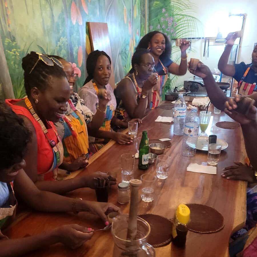 Kampala: Hands-On Chocolate Making Experience - Tempering and Molding: Your Chocolate Bar, Your Choices