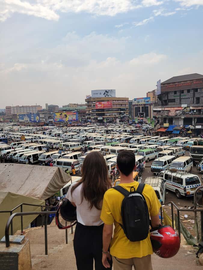 Kampala:Guided walking tour - The 45-minute local restaurant break: food, photos, and easy questions