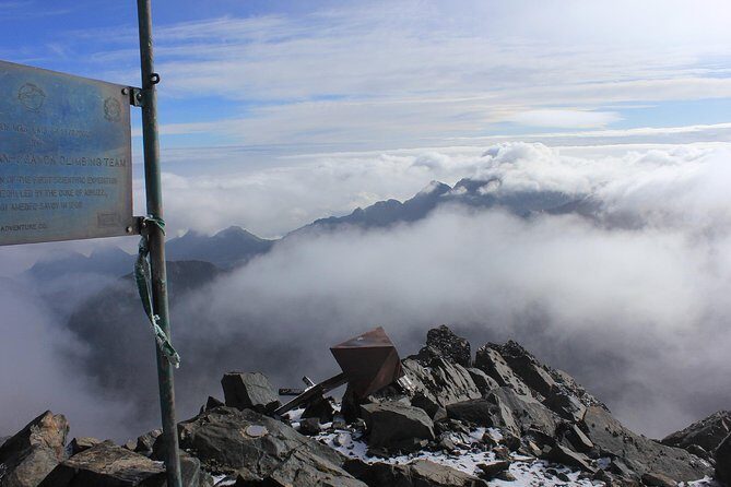 Mountain Rwenzori Trekking Uganda 9 Day Safari - John Matte to Bujuku hut: bogs, Lake Bujuku, and the legend of the everlasting flower