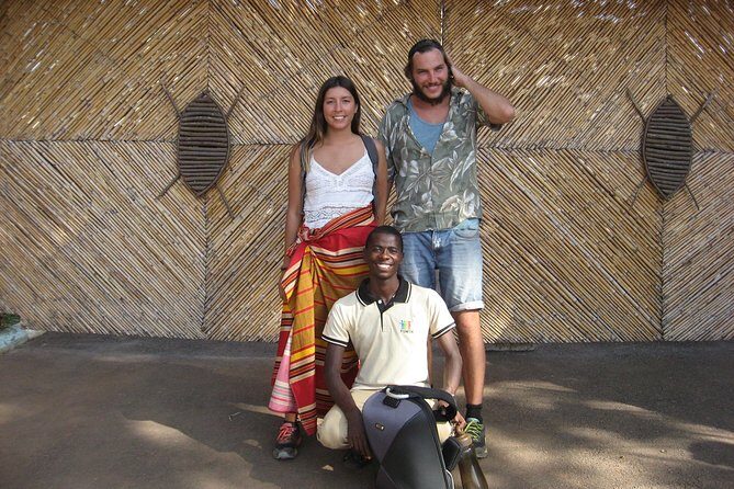 Steve Kampala Walking tours (Airpals Safaris tour) - Bagala Craft plus Nakasero Market: souvenirs and a quick taste of the food scene